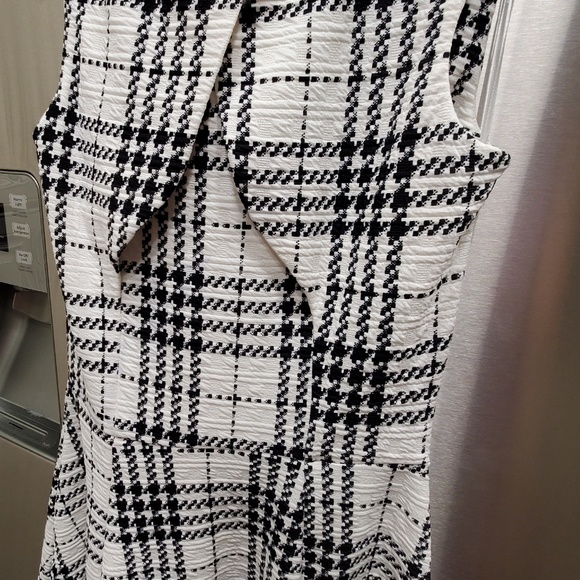 Checker dress - Picture 8 of 8